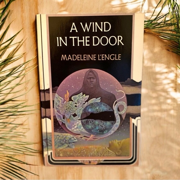 VINTAGE 1973 A Wind in the Door by Madeleine L’Engle - Paperback - Picture 1 of 6